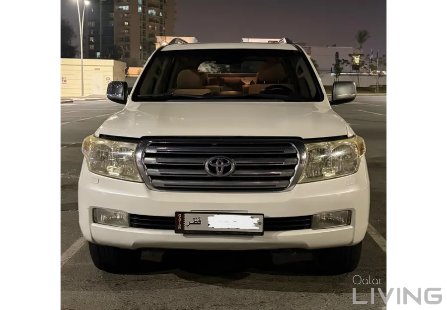 تويوتا لاند كروزر GXR 2011 — QatarLiving